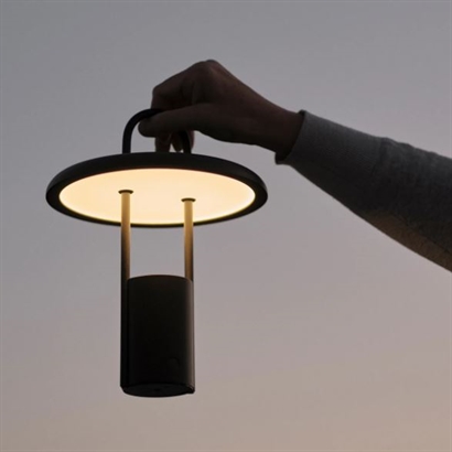 Stelton Pier LED Lampe 33,5 cm.  - Vejledende udsalgspris 1.799,- 